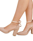 Zapatillas nude puntales con perlas para mujer