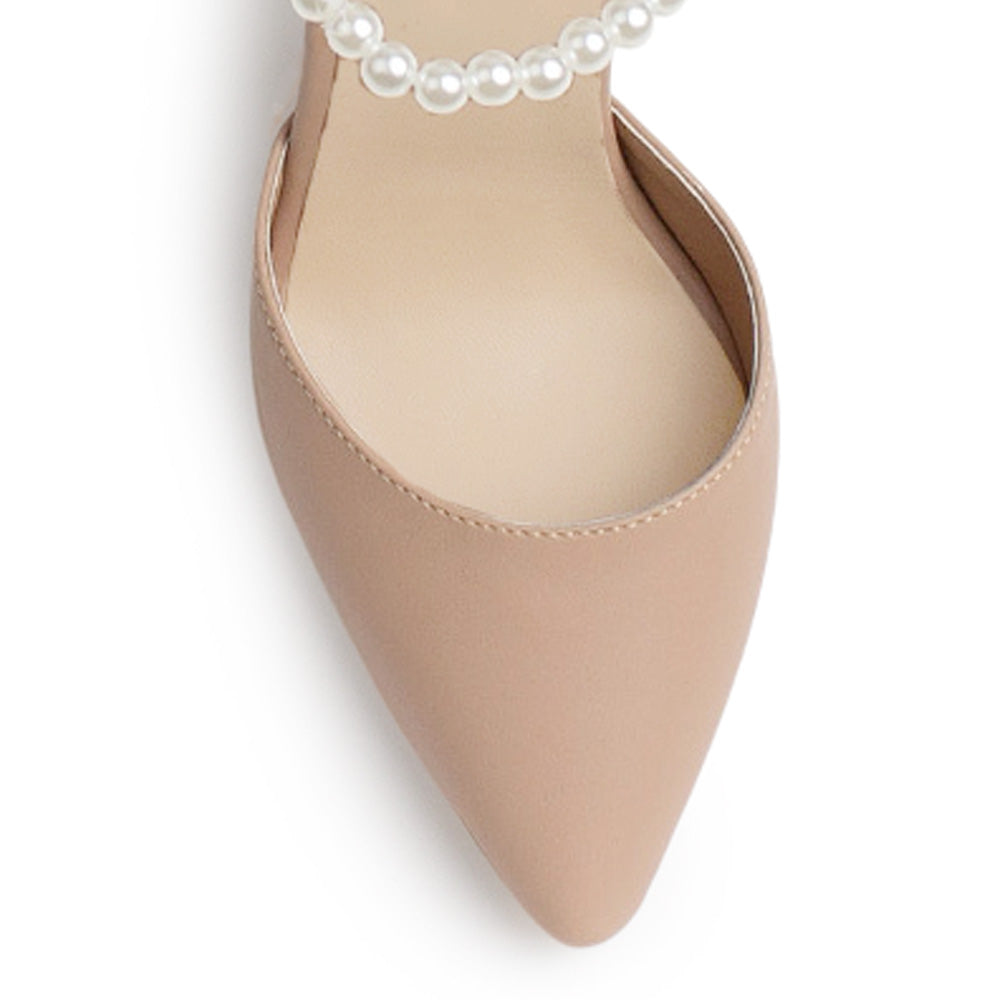 Vista de material cabra sintético en zapatilla nude para mujer