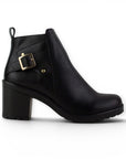 vista lateral de botas negras de mujer con tacon 