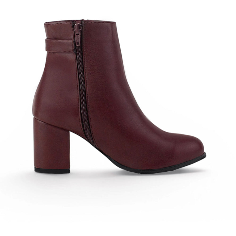 vista superior de botas vino con tacón de 7cm para dama