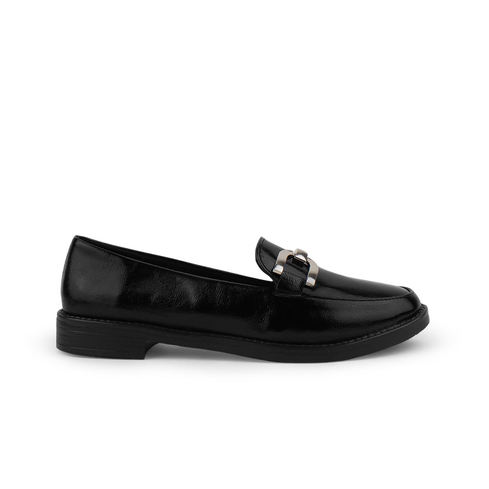 Zapato Tipo Mocasin Negro Adorno Metalico Punta Redondeada Dama 4030129