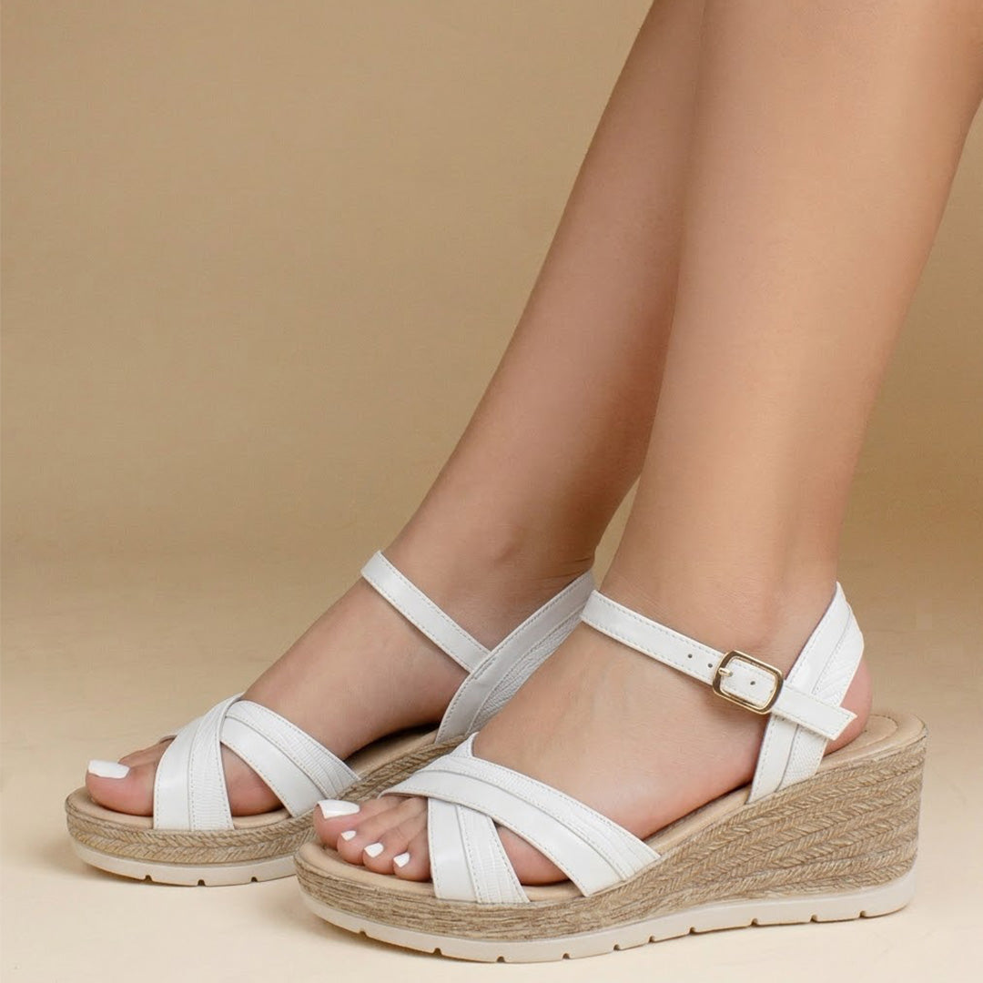 Sandalia Blanco De Plataforma Baja Tiras Cruzadas Pulsera Hebilla 3690133