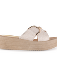 Sandalia Beige Plataforma Tiras Cruzadas Con Adorno Metalico 4500138