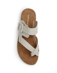 Sandalia Beige Dama Moda Confort Tira Dedo Hebilla Ajustable Plana 3201458