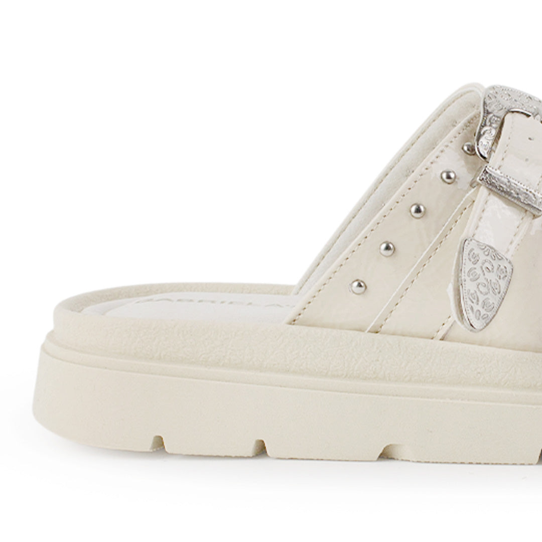 Sandalia Beige Plataforma Baja Doble Tira Estoperoles Hebillas 3402998