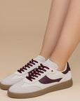 Tenis Beige Vino Casual Moderno Mujer Suela Comoda Agujetas 4490090
