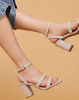 Zapatilla Beige Moda Dama Tacon Ancho Tiras Pulsera Elegante Mujer 3403008