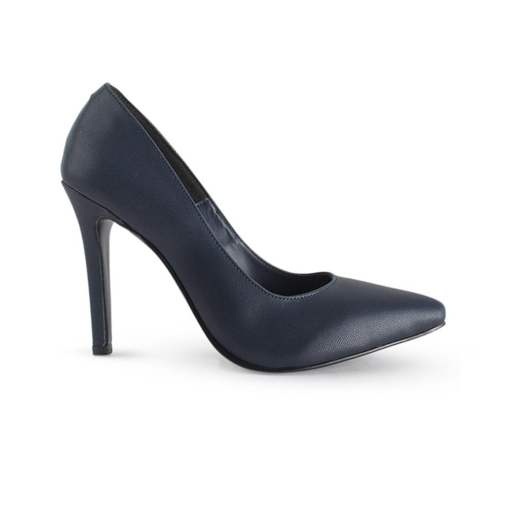 Vista lateral de zapatilla azul marino para mujer tipo stiletto con tacón delgado