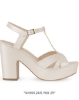 Vista lateral de zapatilla para mujer color beige con pulsera