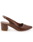 Vista lateral de zapatilla café  destalonada con tacón medio de 6cm puntal