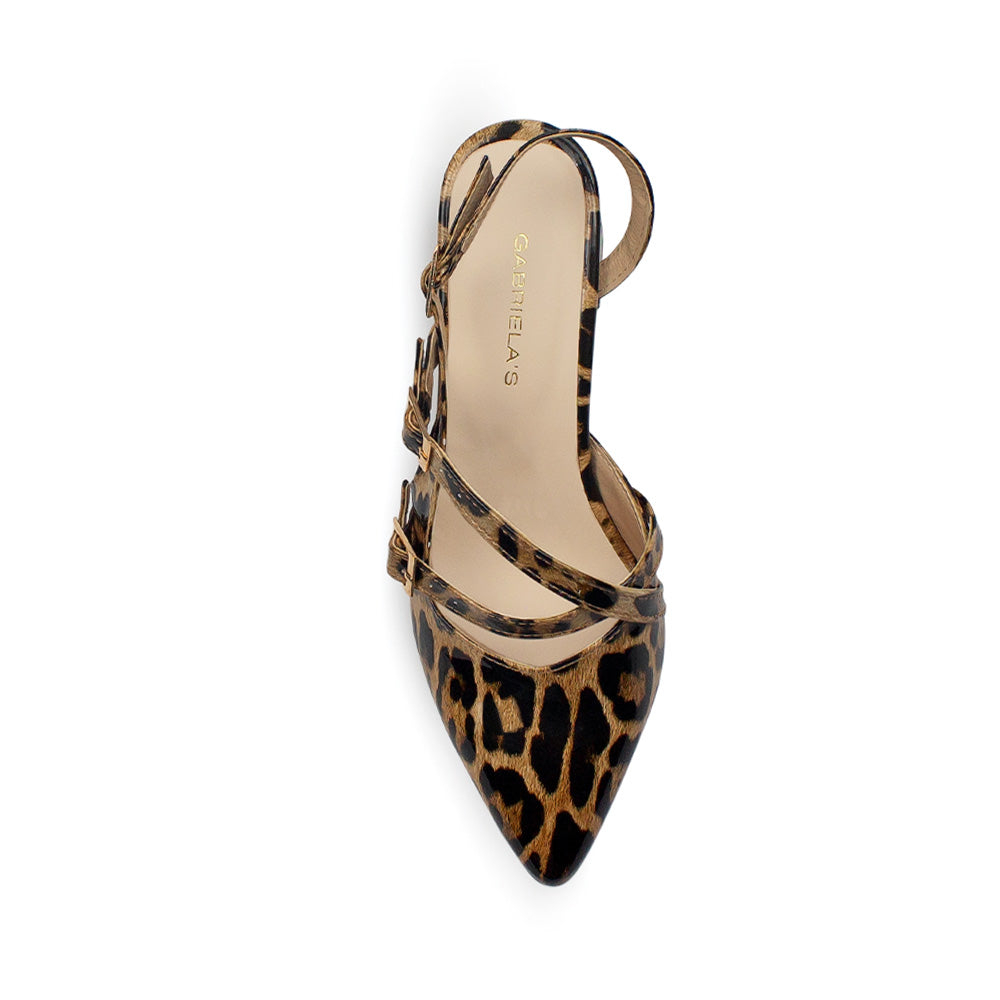 Vista superior de zapatilla café con negro para mujer puntal con tiras