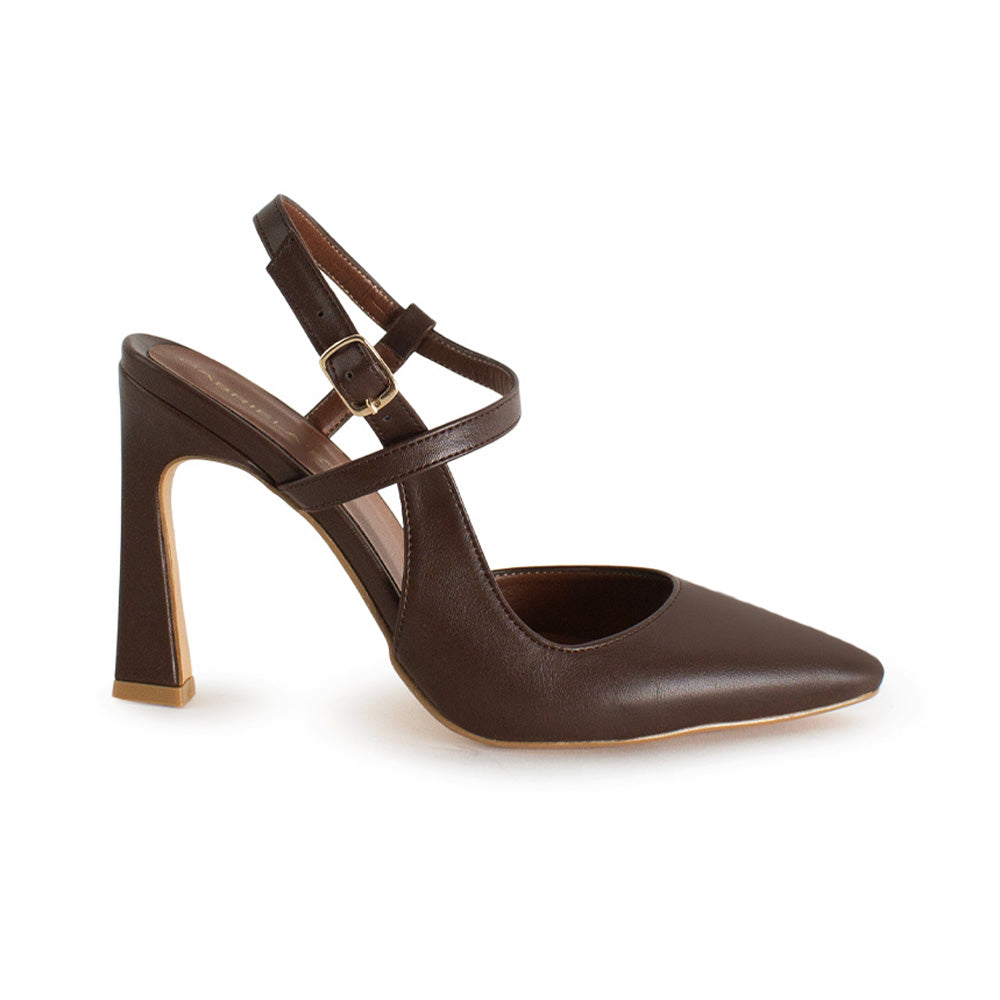 Vista lateral de zapatilla café para mujer puntal con tacon escultural de 10cm