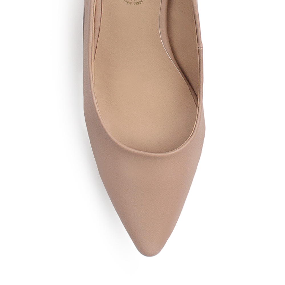 Vista de material cabra sintético en zapatilla maquillaje tipo stiletto para mujer 