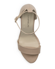 Vista superior de zapatilla para mujer color maquillaje