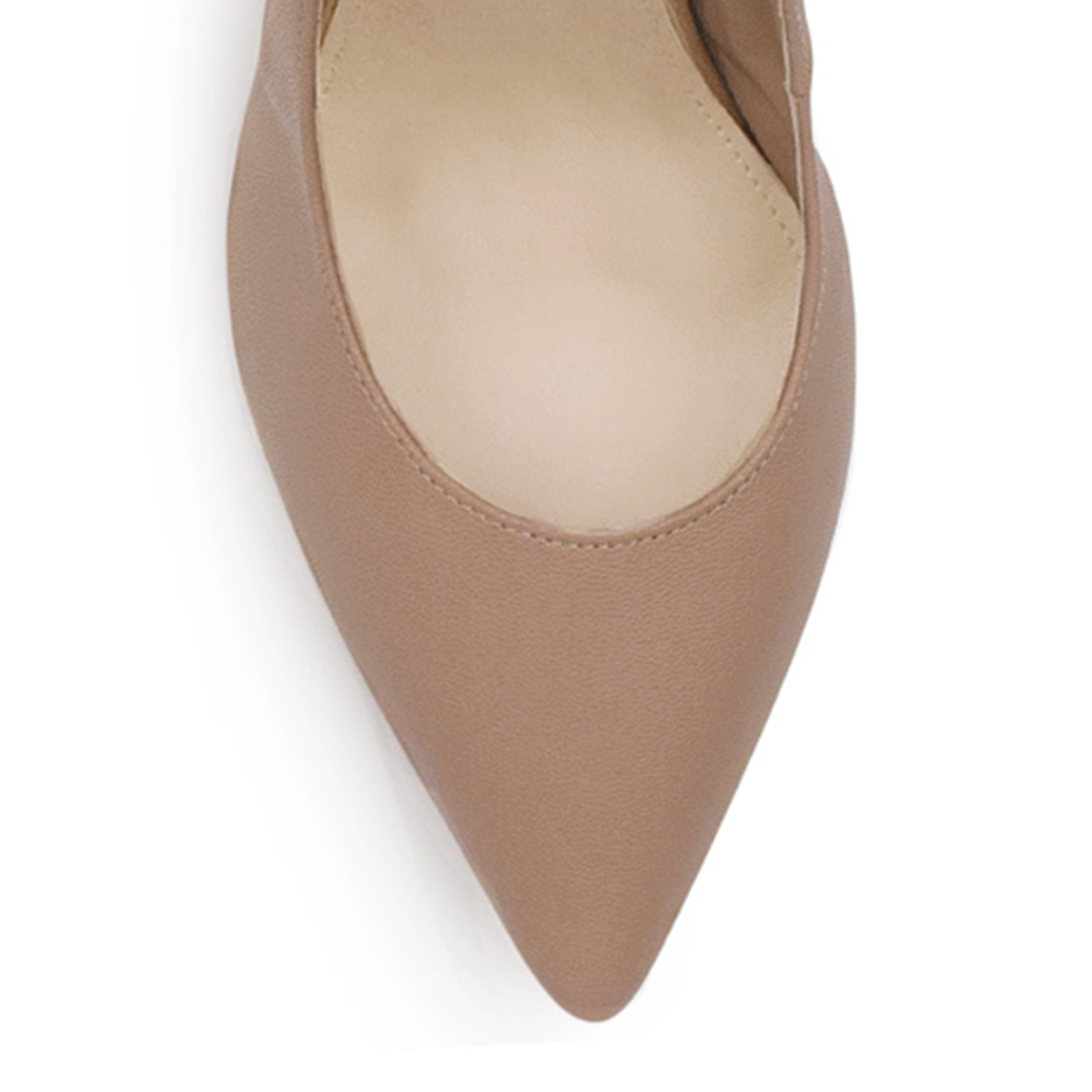Vista de material cabra sintetico en zapatilla tipo stiletto para mujer en color maquillaje 