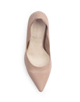 Vista superior de zapatilla maquillaje para mujer con punta fina tipo stiletto