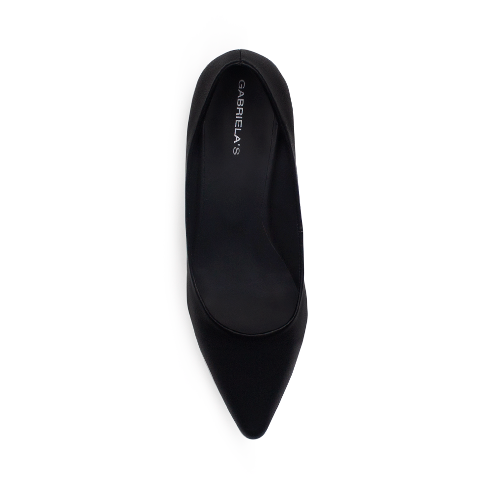 Vista superior de zapatilla tipo stiletto para mujer en color negro