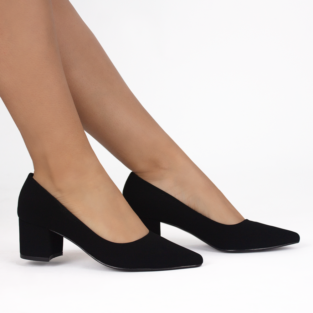 Zapatillas negras buck para mujer puntales con tacón bajo 5cm
