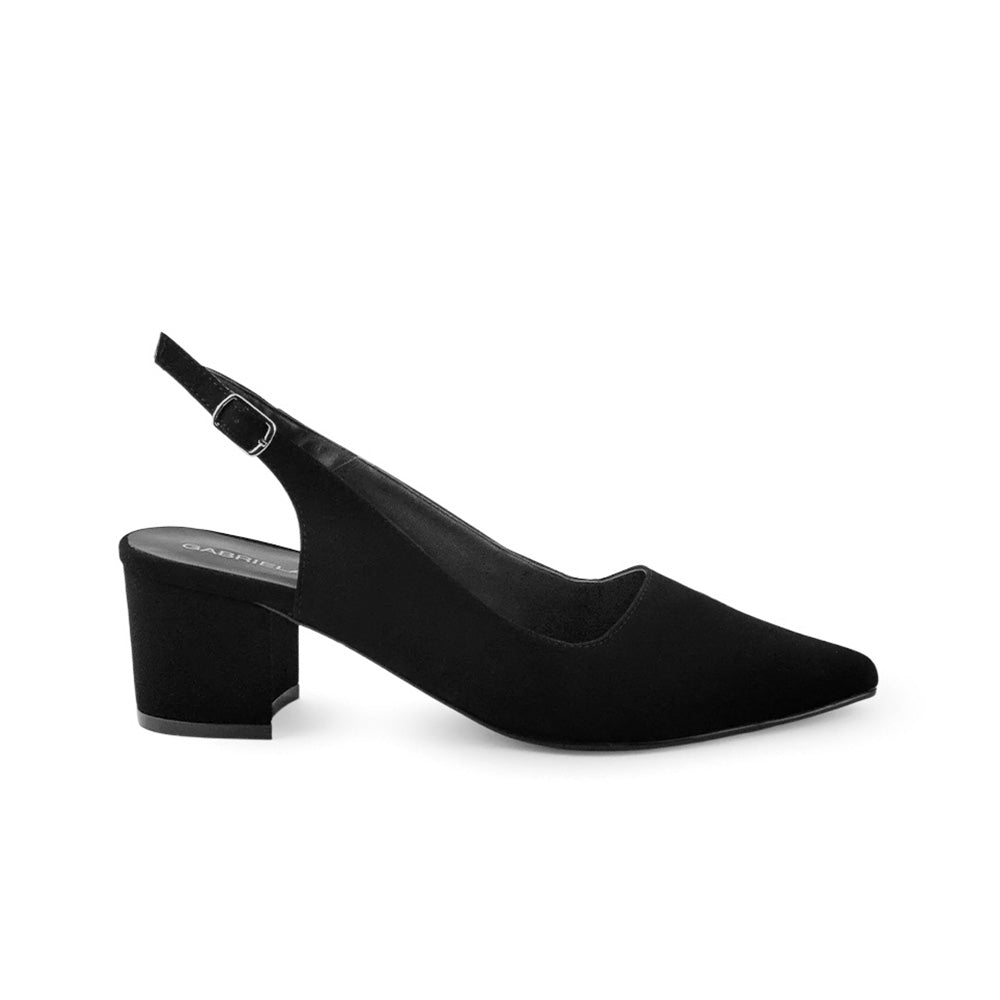 Vista lateral de zapatilla negra en acabado buck destalonada con tacón medio de 6cm puntal