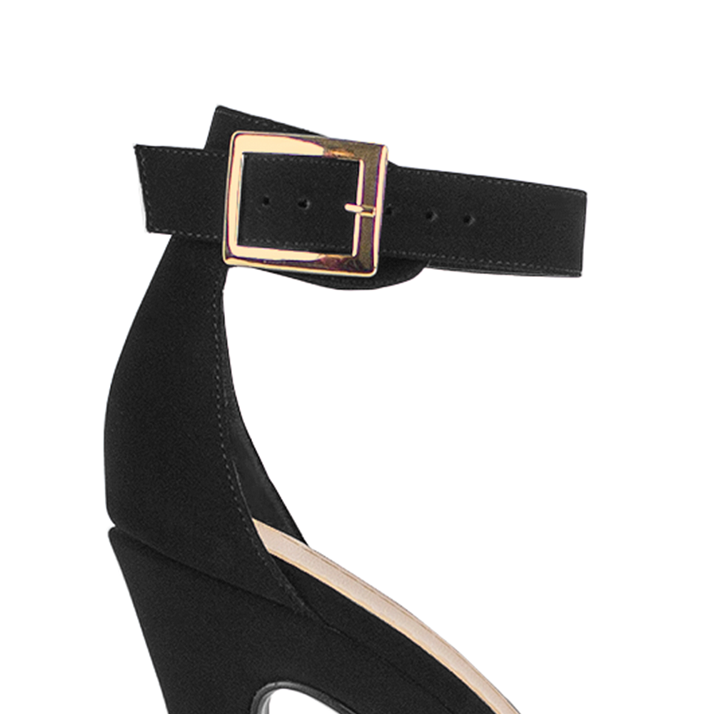 Vista de hebilla cuadrada de zapatilla para mujer color negro