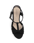 Vista superior de zapatilla negra para mujer con pulsera