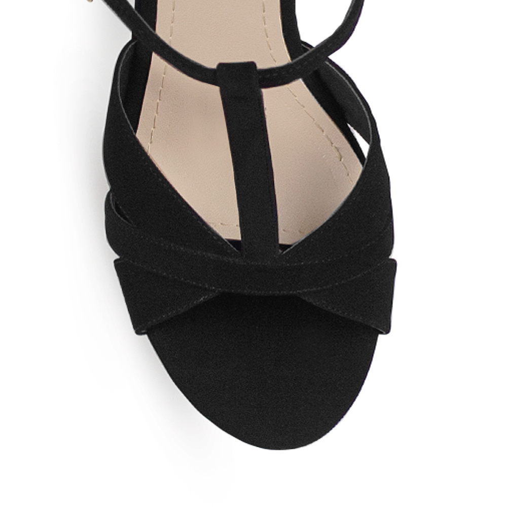 Vista del material buck de zapatilla para mujer negra