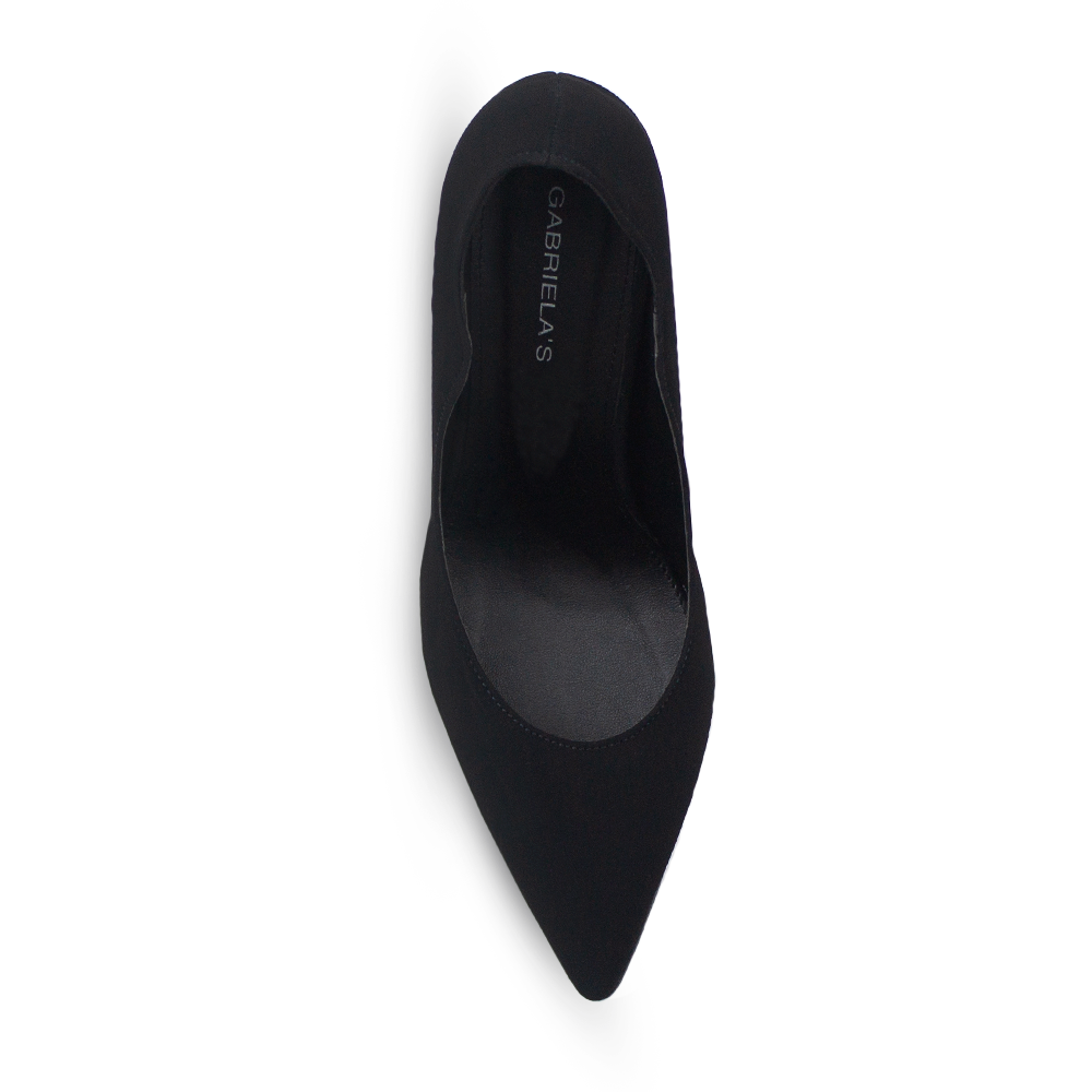 Vista superior de zapatilla negra para mujer con punta fina tipo stiletto