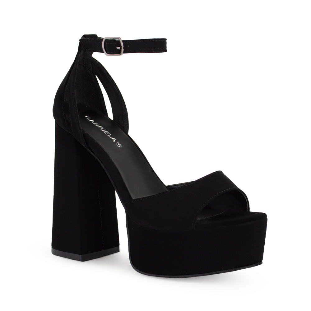 Vista diagonal de zapatilla para mujer con pulsera y tacón alto 13cm en color negro