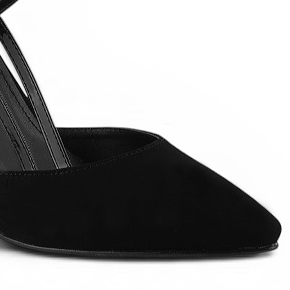 detalle de material buck de zapatillas negras para mujer 