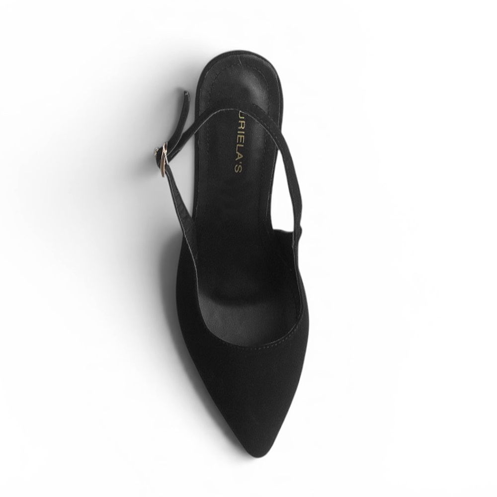 vista superior de zapatillas stiletto negras para dama con talón descubierto 
