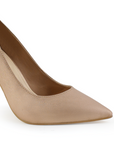 Vista a detalle de zapatilla puntal tipo stiletto para mujer oro rosado
