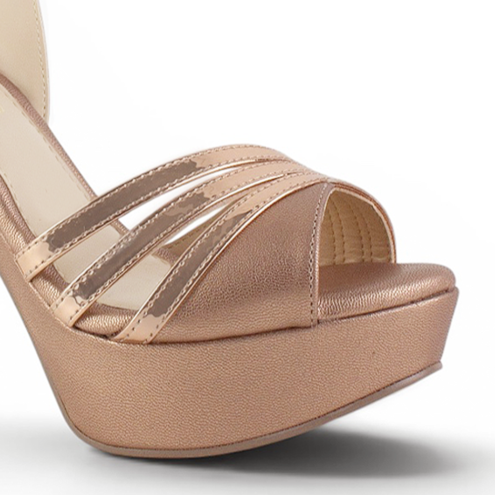 vista del material cabra sintetico en zapatillas oro rosa