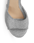 Vista de material sintético en zapatilla para mujer con pulsera en color plata