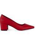 Vista lateral de zapatilla roja puntal con tacón bajo 5cm para mujer