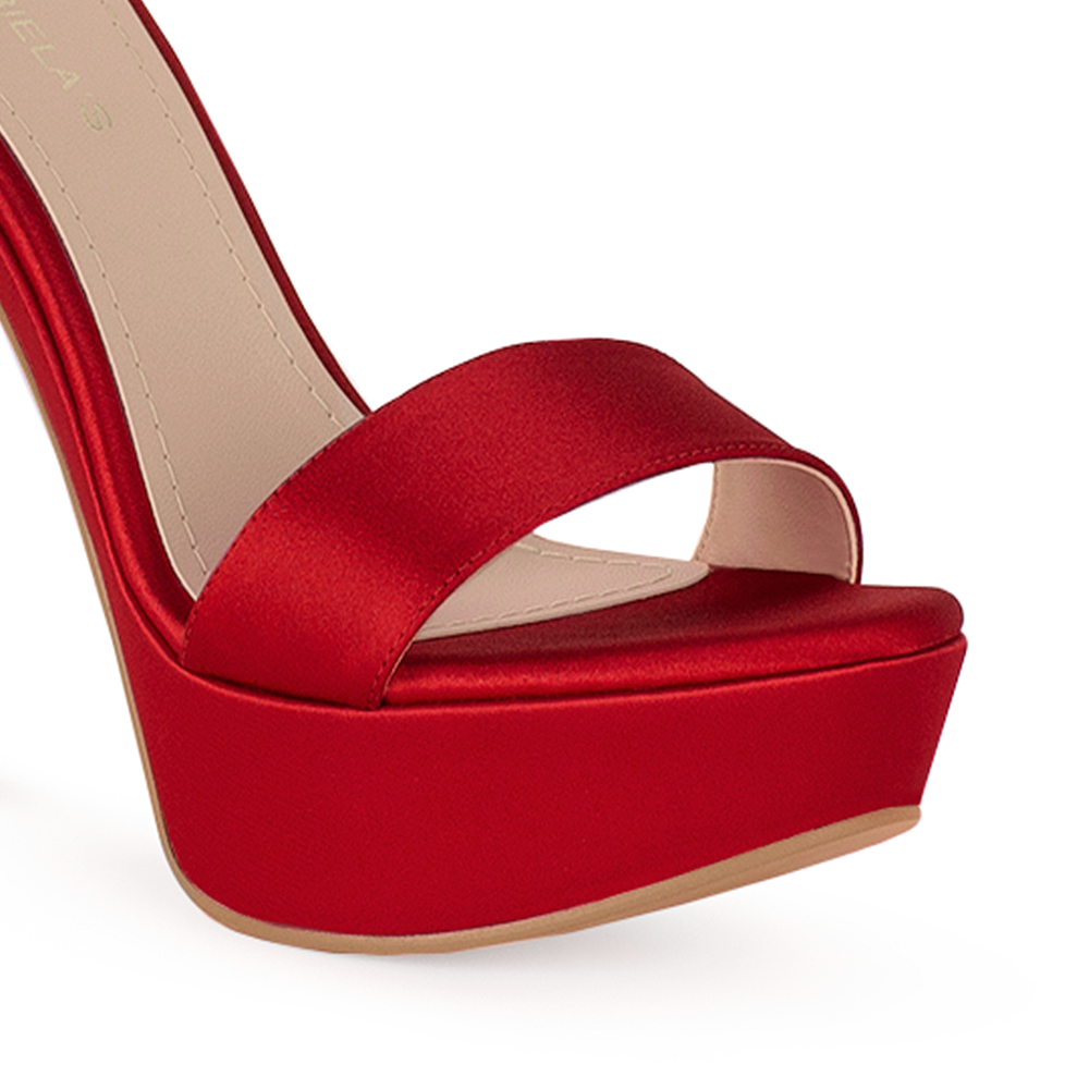 Vista de material shantung de zapatilla color rojo para mujer