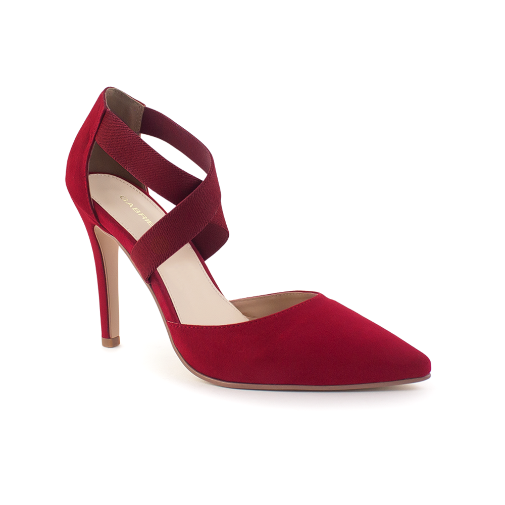vista diagonal de zapatilla roja puntal para mujer