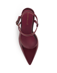 Vista superior de zapatilla vino puntal para mujer