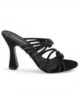 vista lateral de zapatillas negras de tacon con tiras