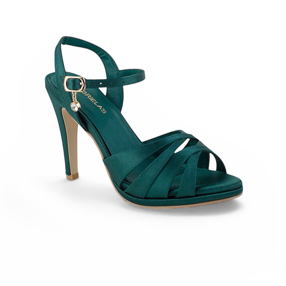 Vista diagonal de zapatilla verde para mujer con tiras cruzadas y tacon 